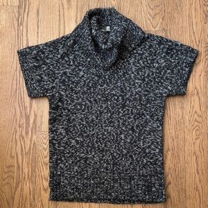 DKNYC Black & White Marled Short-Sleeve Cowl Neck Sweater